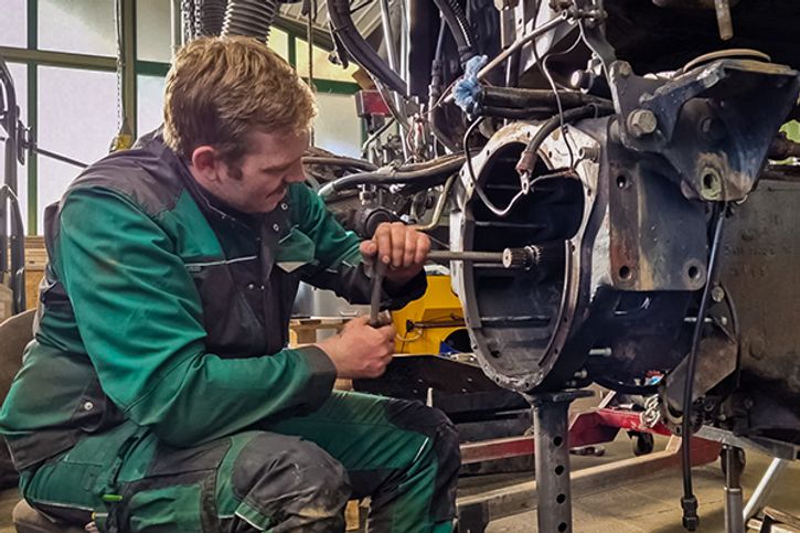 Wartung und Reparatur